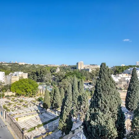Modern, 2-br With Valletta View Pietà