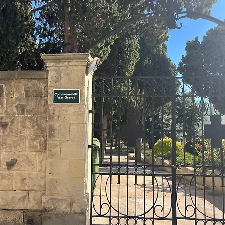 Apartment Modern, 2-br With Valletta View Pieta